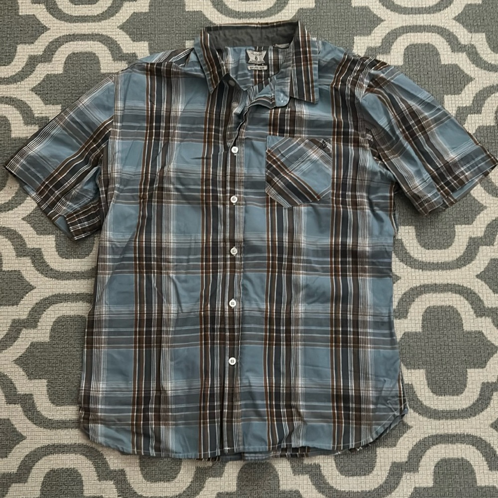 Large Blue Plaid Short Sleeve Volcom shirt